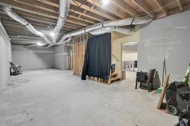 215 Pebblecreek SW Place, South Fulton, GA 30331