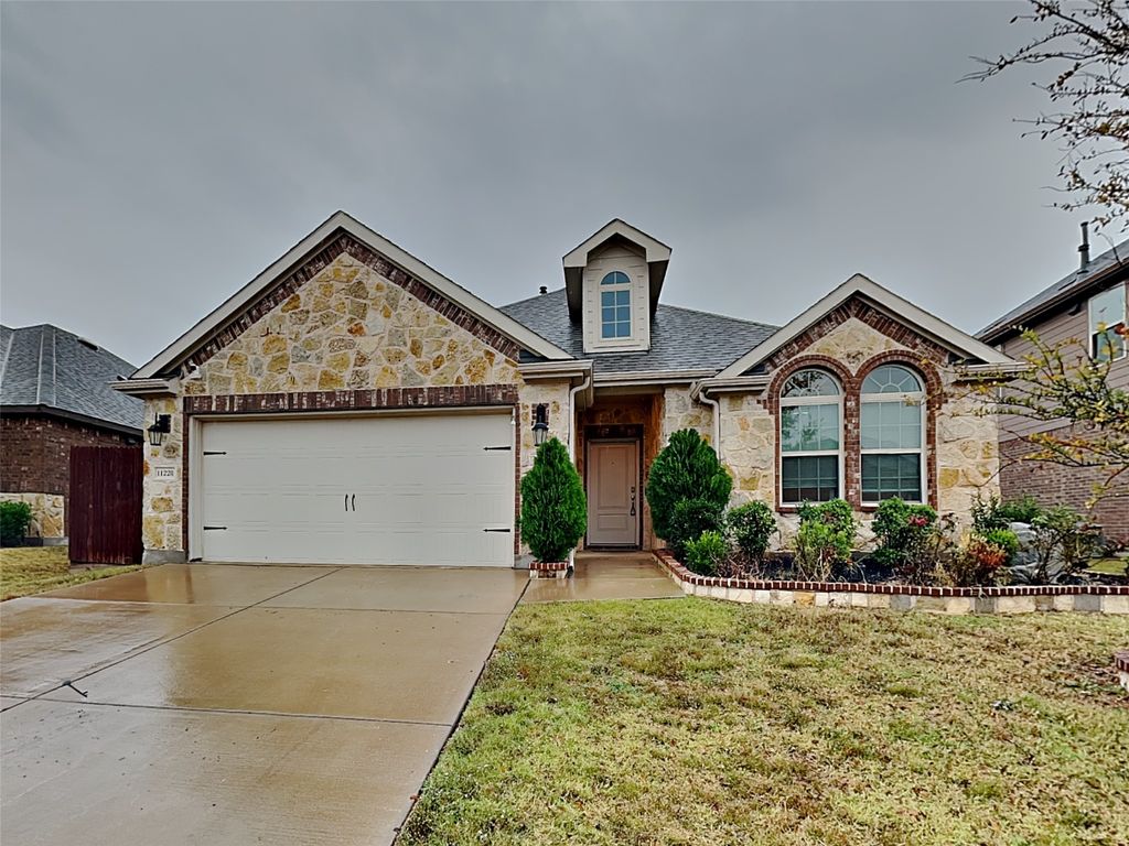 11228 Blaze Street, Aubrey, TX 76227