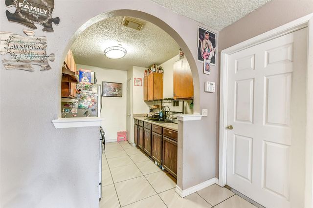 13703 Vickston Lane, Houston, TX 77014