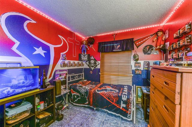 13703 Vickston Lane, Houston, TX 77014