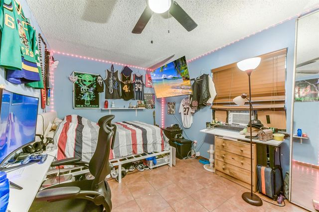 13703 Vickston Lane, Houston, TX 77014