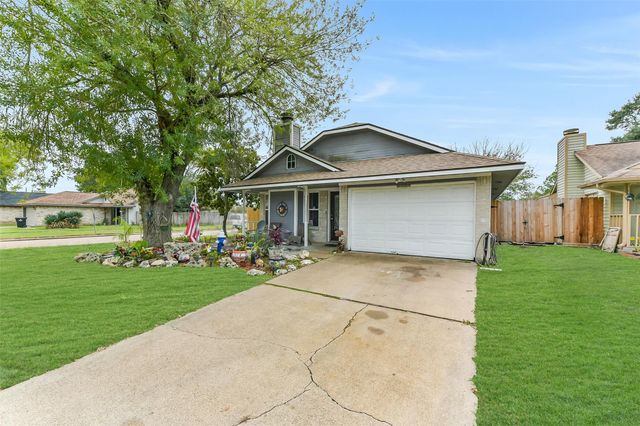 13703 Vickston Lane, Houston, TX 77014