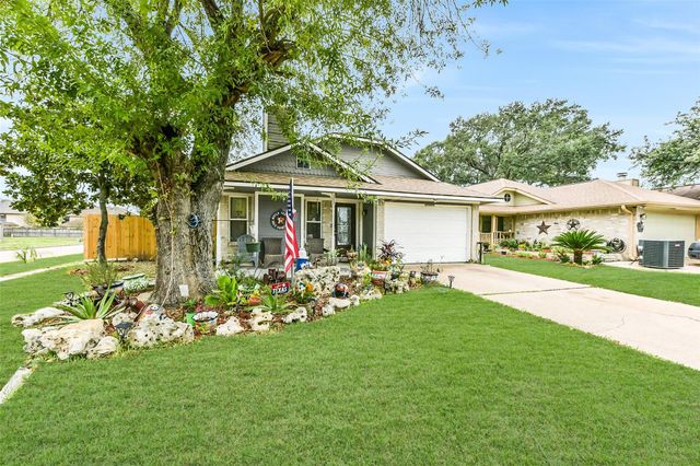 13703 Vickston Lane, Houston, TX 77014