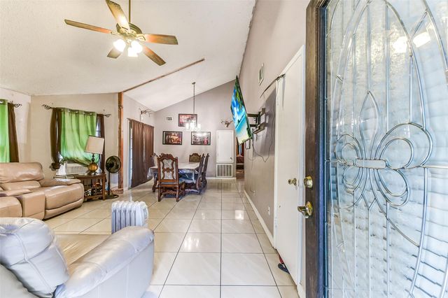 13703 Vickston Lane, Houston, TX 77014