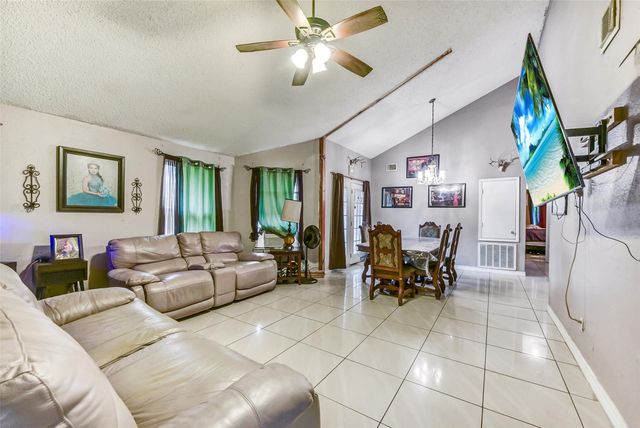 13703 Vickston Lane, Houston, TX 77014