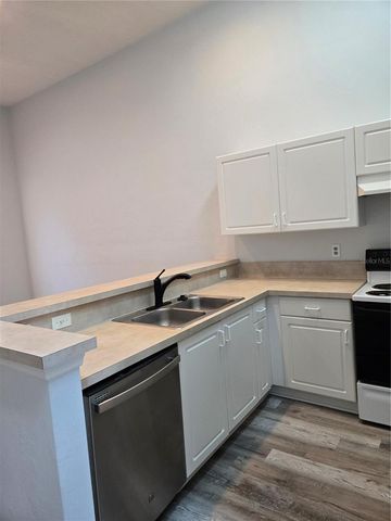 13200 W NEWBERRY ROAD Z145, Newberry, FL 32669