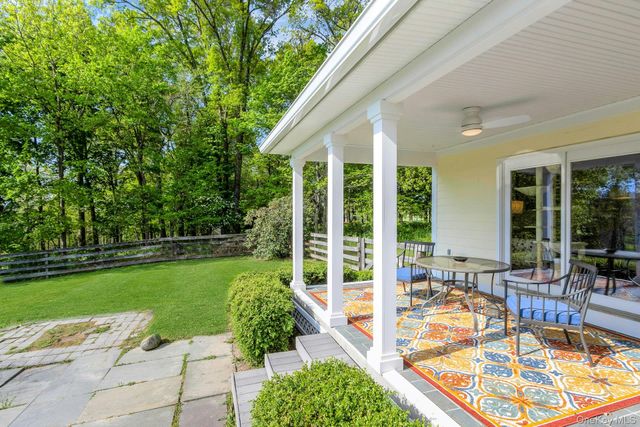 97 Moffat Road, Washingtonville, NY 10992