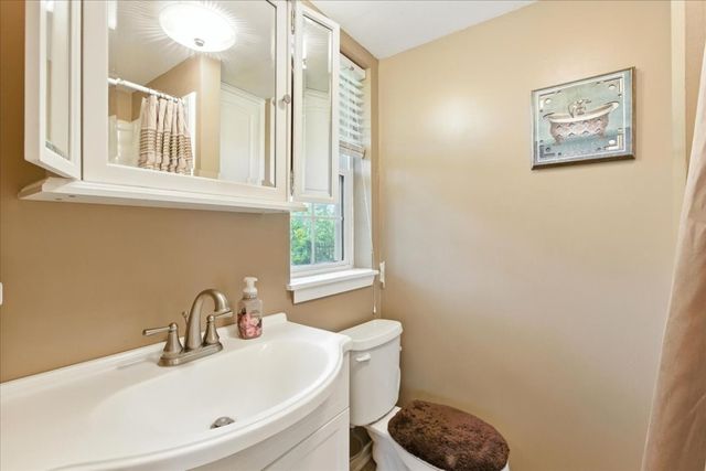 2013 Edgewood Drive, Edmond, OK 73013