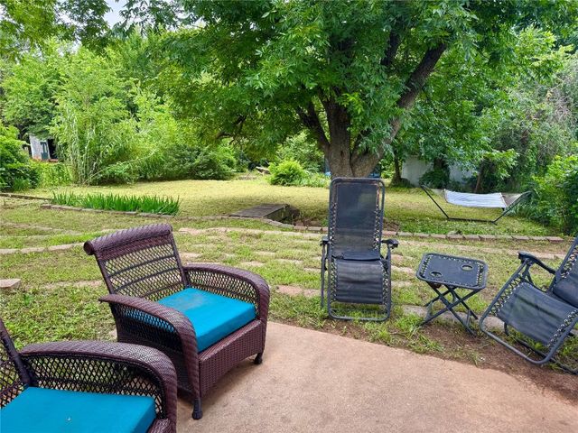 2013 Edgewood Drive, Edmond, OK 73013