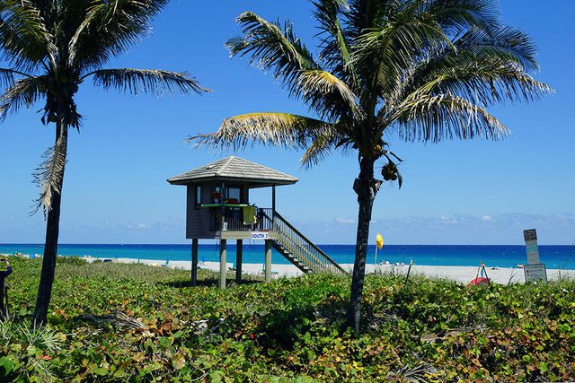 1725 Palm Cove Boulevard 104, Delray Beach, FL 33445