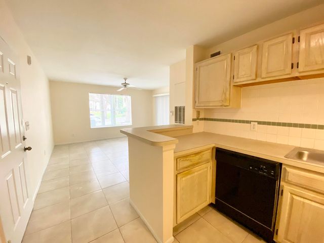 1725 Palm Cove Boulevard 104, Delray Beach, FL 33445