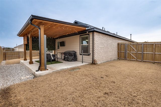 1650 Woodbrook Lane, Hutchins, TX 75141