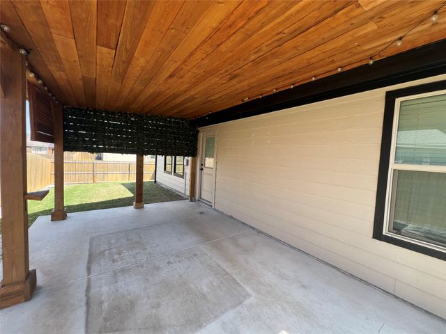 1650 Woodbrook Lane, Hutchins, TX 75141