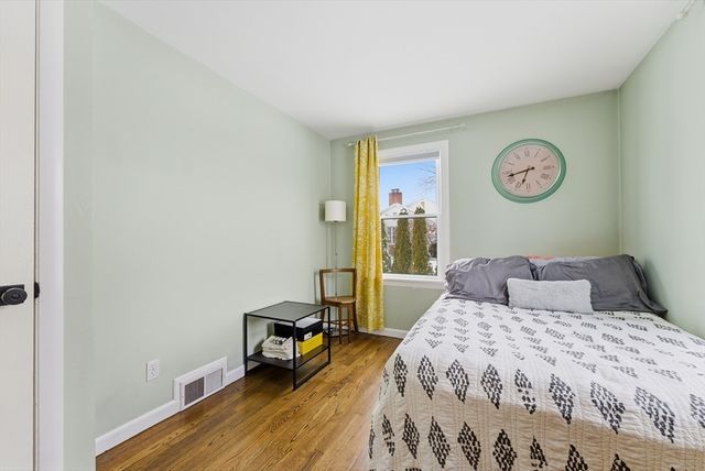 750 Amostown Road, West Springfield, MA 01089