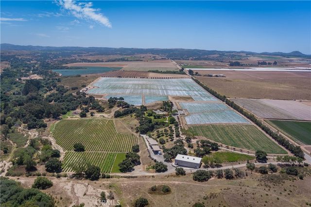 3940 Dominion Road, Santa Maria, CA 93454