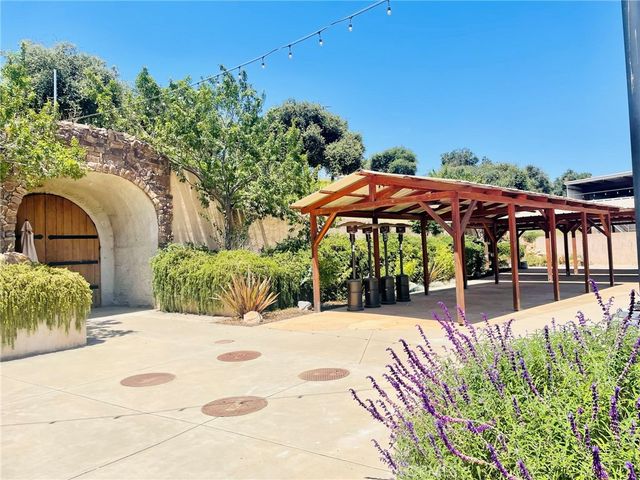 3940 Dominion Road, Santa Maria, CA 93454