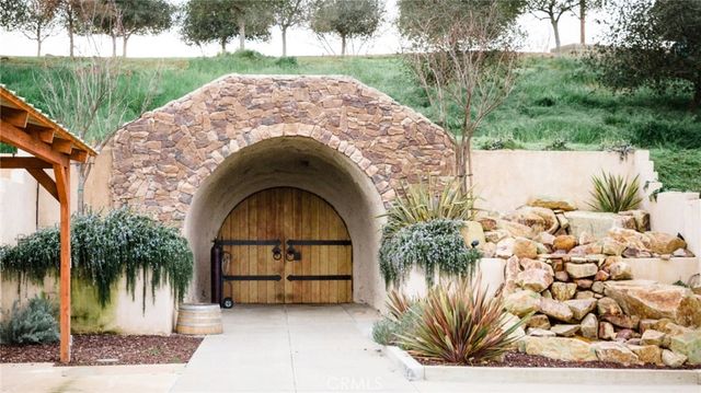 3940 Dominion Road, Santa Maria, CA 93454