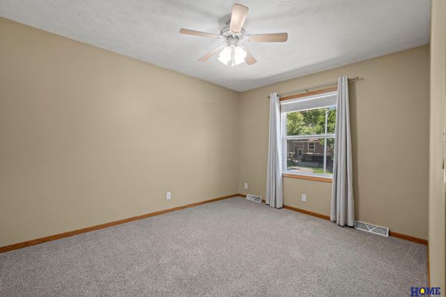 306 N 154th Street, Omaha, NE 68154