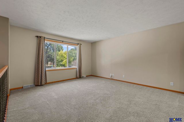 306 N 154th Street, Omaha, NE 68154