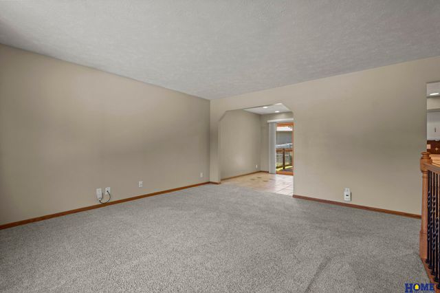 306 N 154th Street, Omaha, NE 68154