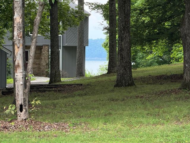 255 Tall Timber Drive, Jamestown, KY 42629