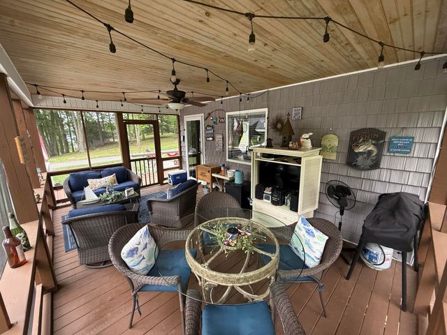 255 Tall Timber Drive, Jamestown, KY 42629