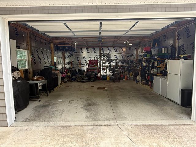 255 Tall Timber Drive, Jamestown, KY 42629