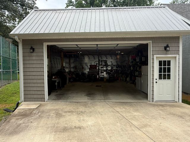 255 Tall Timber Drive, Jamestown, KY 42629