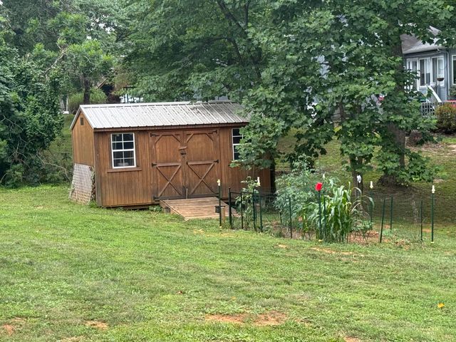 255 Tall Timber Drive, Jamestown, KY 42629