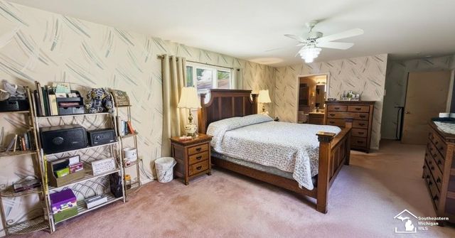 1566 Riverview Avenue, Monroe, MI 48162