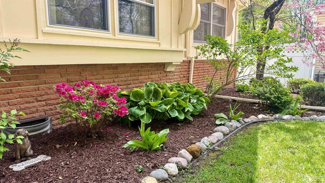 1566 Riverview Avenue, Monroe, MI 48162