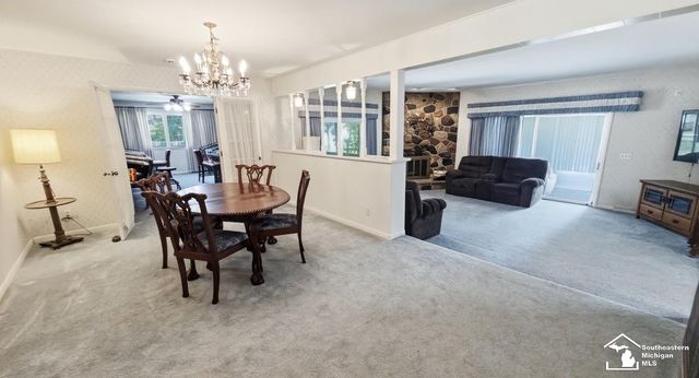 1566 Riverview Avenue, Monroe, MI 48162