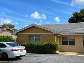 8444 NW 23rd Mnr E, Coral Springs, FL 33065