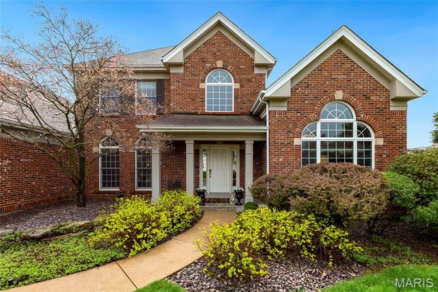 15838 Barons Way Drive, Chesterfield, MO 63017