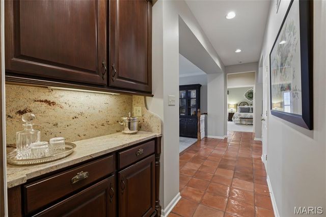 15838 Barons Way Drive, Chesterfield, MO 63017