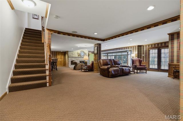 15838 Barons Way Drive, Chesterfield, MO 63017