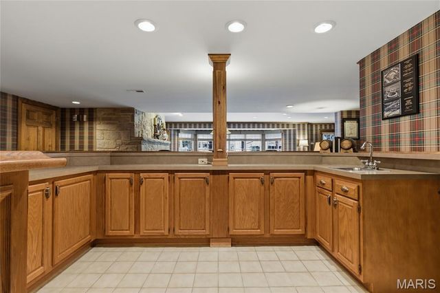 15838 Barons Way Drive, Chesterfield, MO 63017