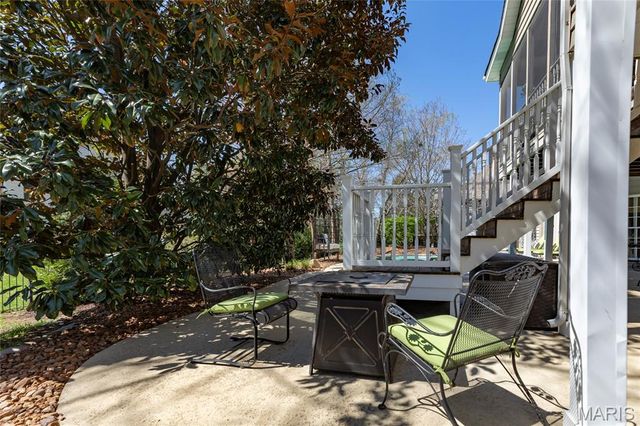 15838 Barons Way Drive, Chesterfield, MO 63017