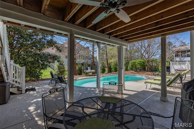 15838 Barons Way Drive, Chesterfield, MO 63017