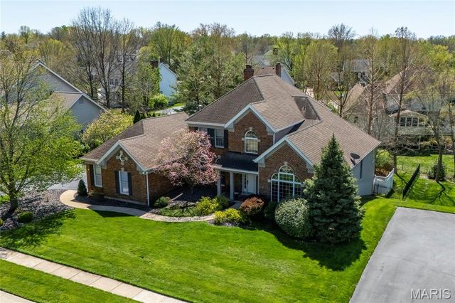 15838 Barons Way Drive, Chesterfield, MO 63017
