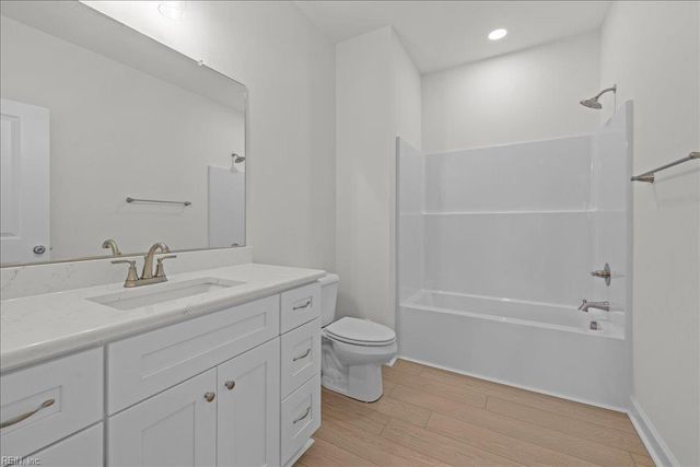 639 22nd ST D, Virginia Beach, VA 23451