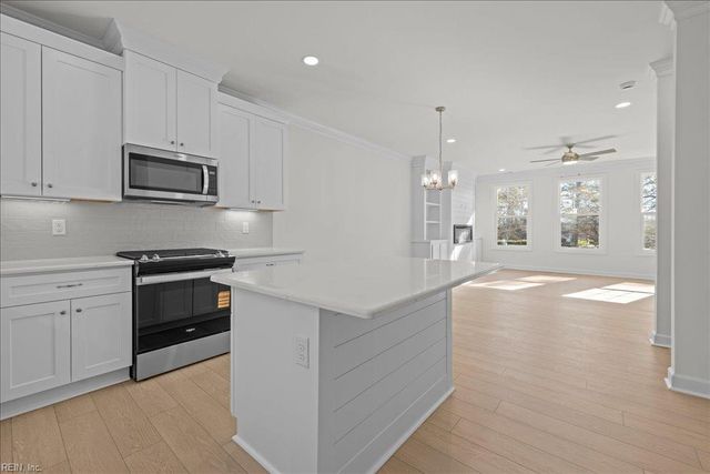 639 22nd ST D, Virginia Beach, VA 23451