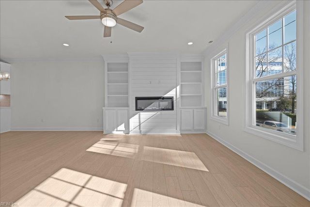 639 22nd ST D, Virginia Beach, VA 23451