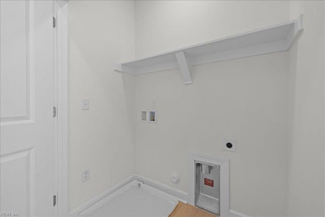 639 22nd ST D, Virginia Beach, VA 23451