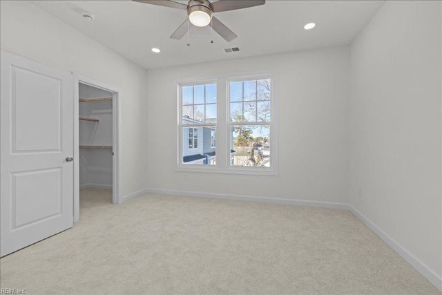 639 22nd ST D, Virginia Beach, VA 23451