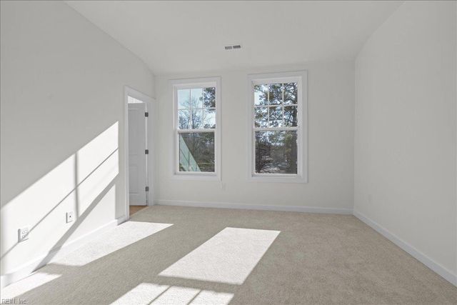 639 22nd ST D, Virginia Beach, VA 23451