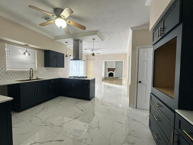 15110 Walters Rd Road, Houston, TX 77068