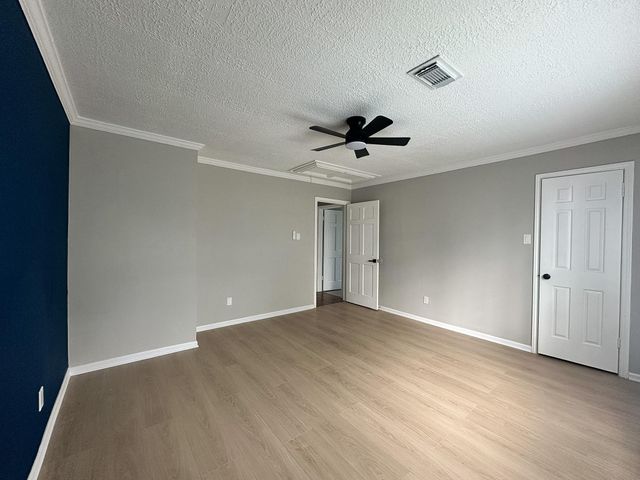15110 Walters Rd Road, Houston, TX 77068