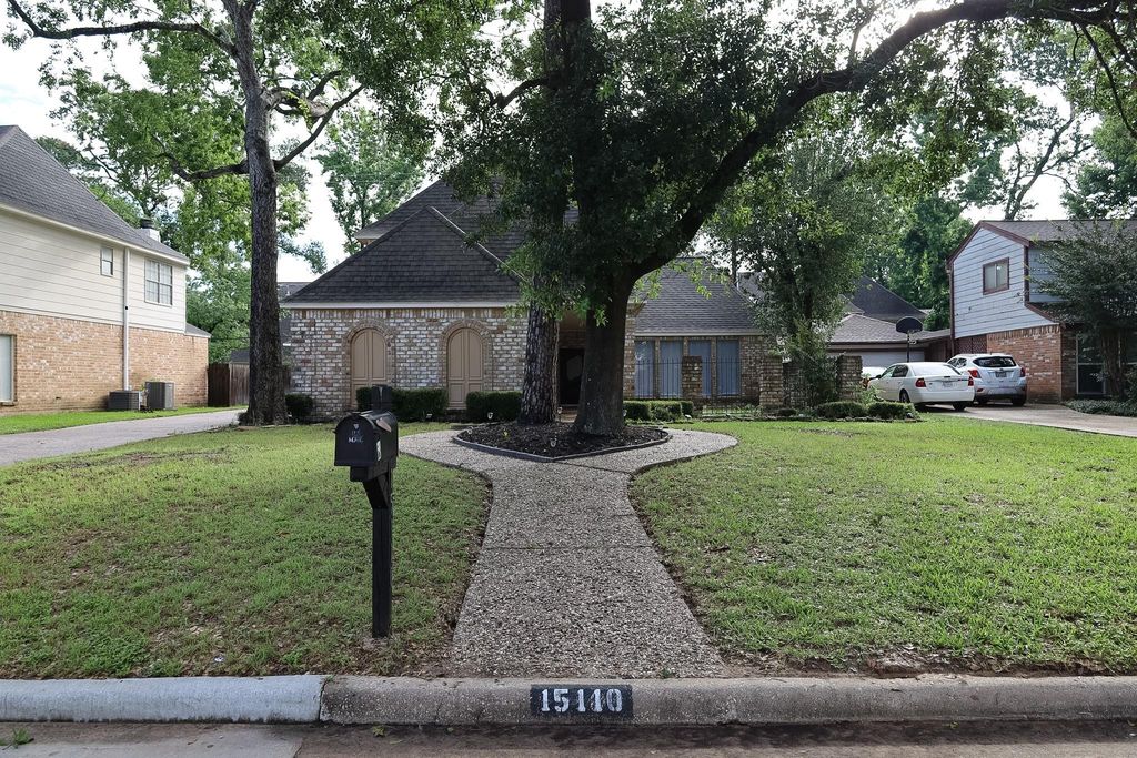 15110 Walters Rd Road, Houston, TX 77068