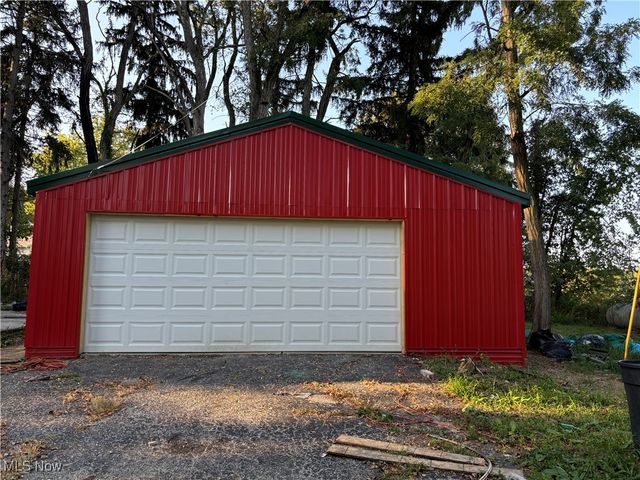 7795 State Route 303, Windham, OH 44288